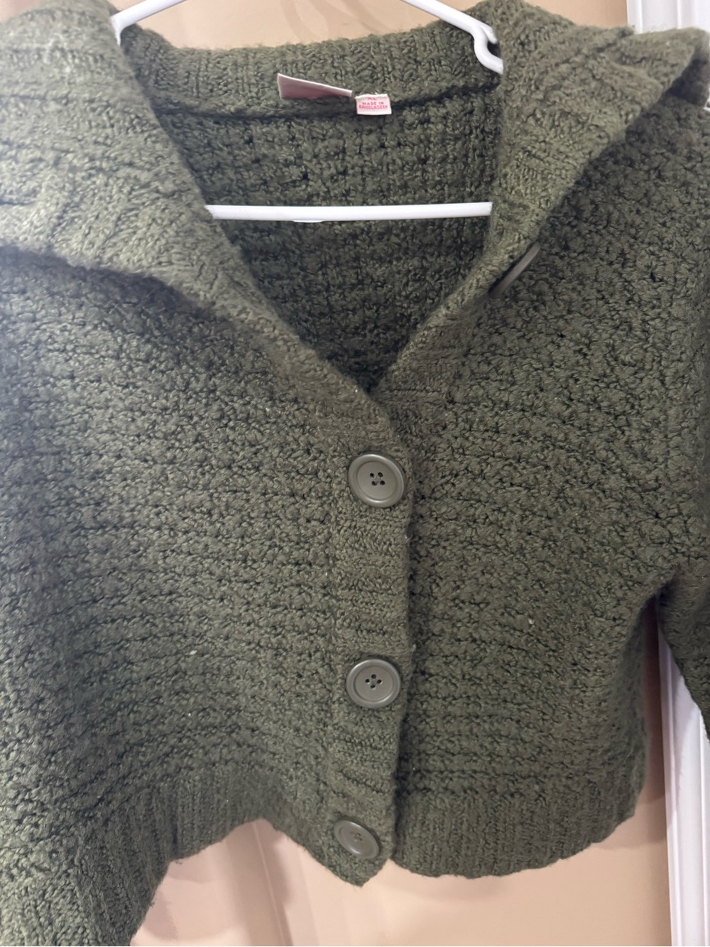 Xhilaration brand cardigan features a thick, olive green knit texture (CL-1)